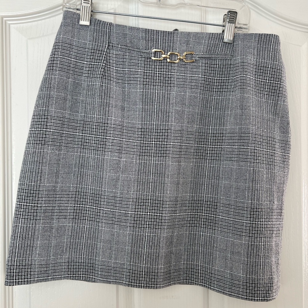H&M Gray Plaid Skirt Size S